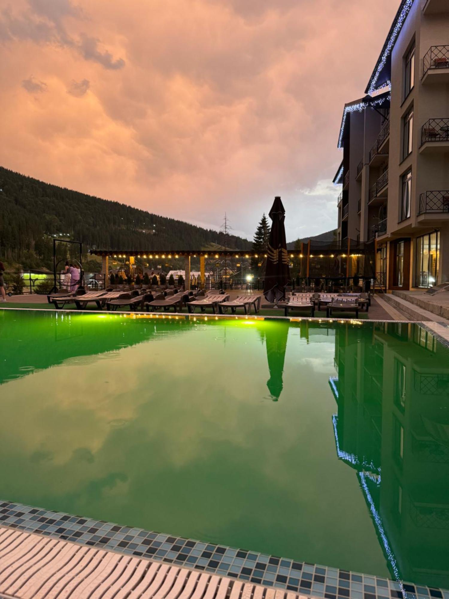 Gold Palace Wellness & Spa Bukovel Eksteriør billede